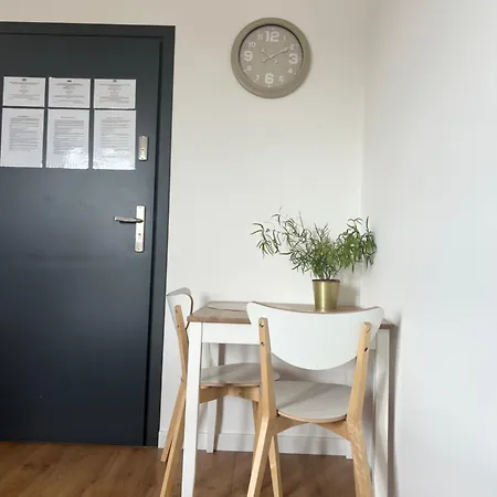 Mieszkanie Blisko Radomskiego Centrum Onkologii Appartamento Radom