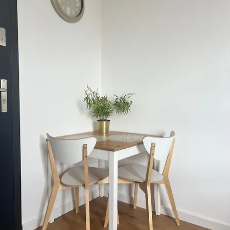 Mieszkanie Blisko Radomskiego Centrum Onkologii Apartament